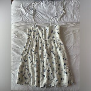 Abercrombie & Fitch floral dress. Size large.